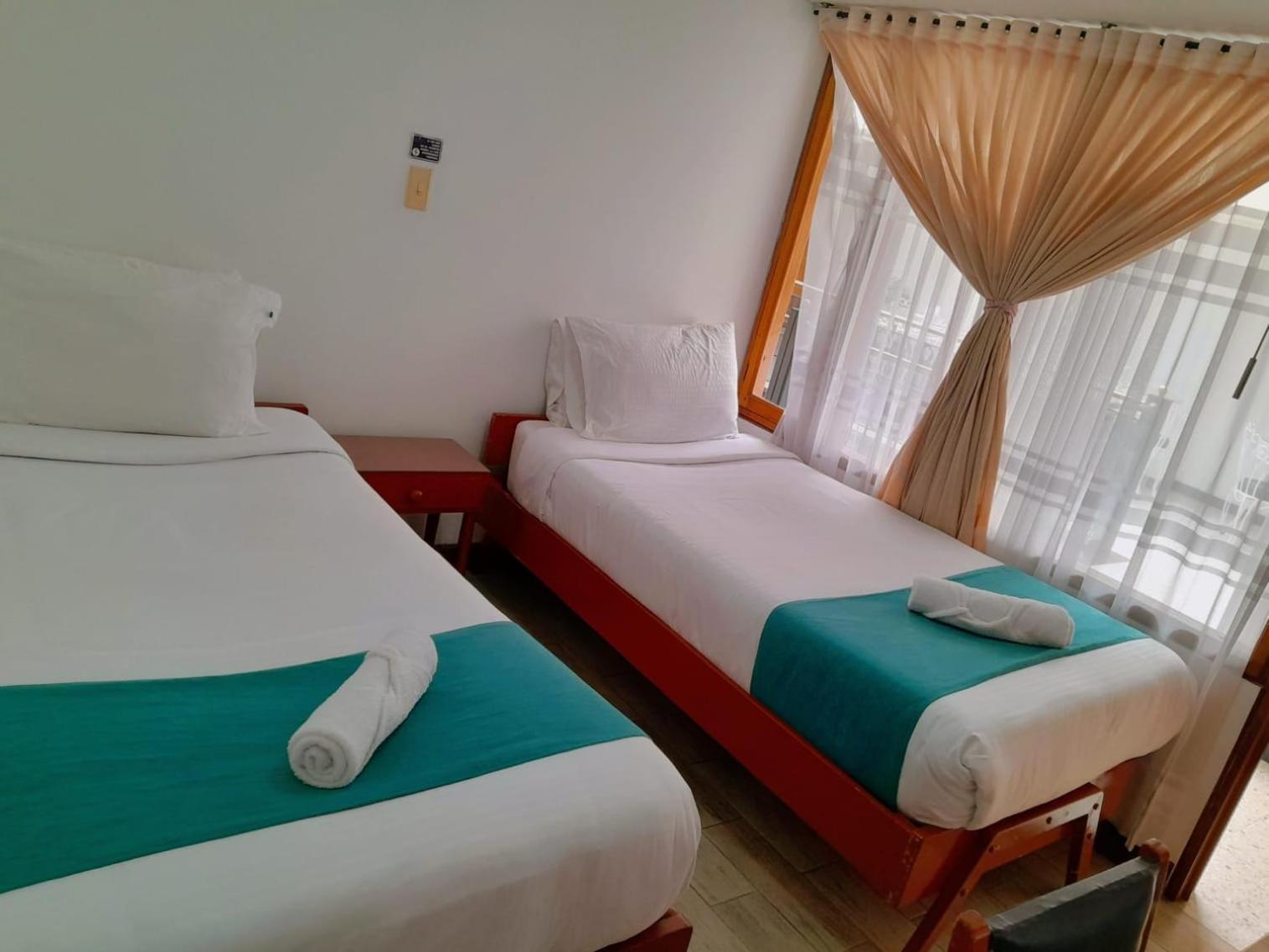 Hotel El Cid Plaza Premium 通哈 外观 照片