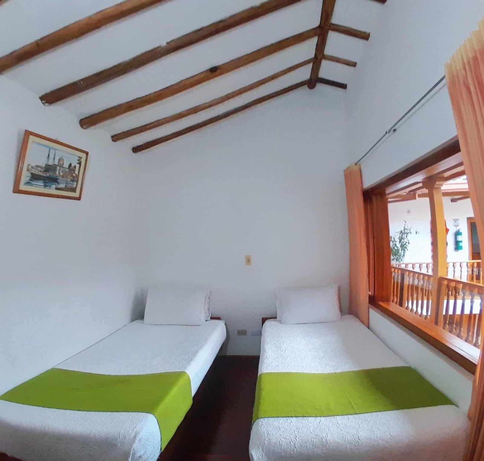 Hotel El Cid Plaza Premium 通哈 外观 照片